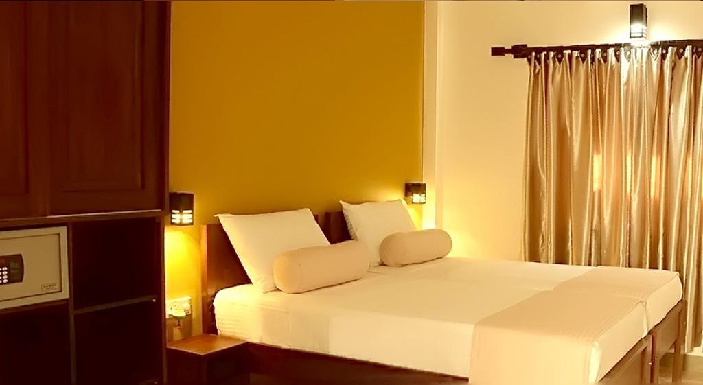 Inlak Garden Hotel Негомбо Номер фото