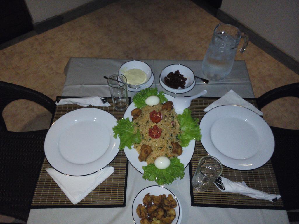 Inlak Garden Hotel Негомбо Екстер'єр фото