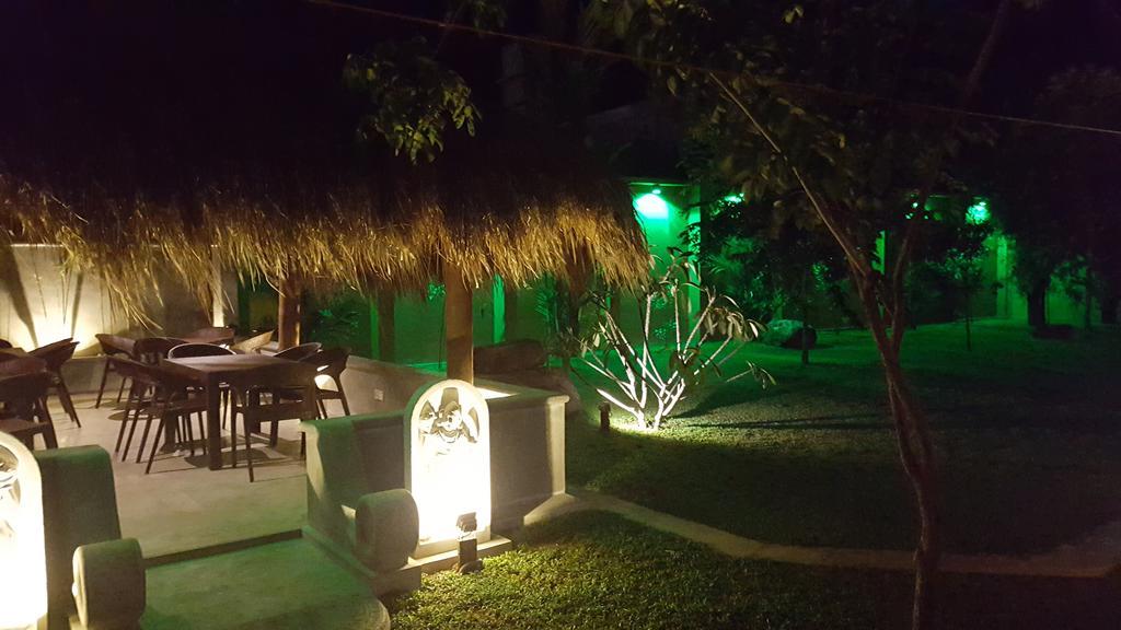 Inlak Garden Hotel Негомбо Екстер'єр фото